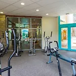 T2 3 Etoiles Piscine Chauffee Sauna Hammam Appartement Cauterets