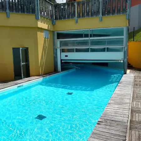 T2 3 Etoiles Piscine Chauffee Sauna Hammam Appartement Cauterets