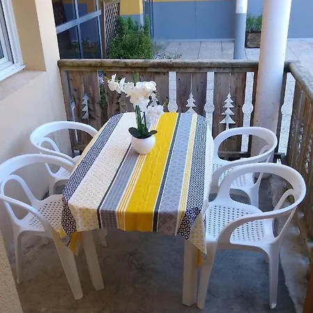 T2 3 Etoiles Piscine Chauffee Sauna Hammam *