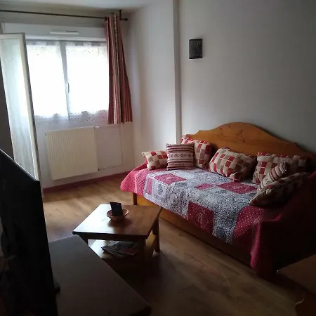 T2 3 Etoiles Piscine Chauffee Sauna Hammam * קאוטרט