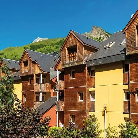 T2 3 Etoiles Piscine Chauffee Sauna Hammam *