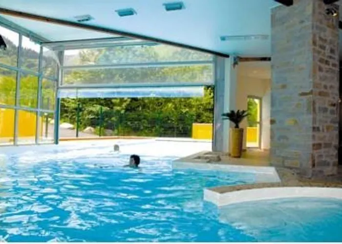 Апартаменты T2 3 Etoiles Piscine Chauffee Sauna Hammam Котре