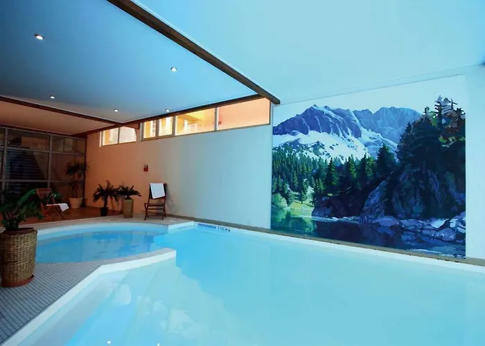 T2 3 Etoiles Piscine Chauffee Sauna Hammam Apartament